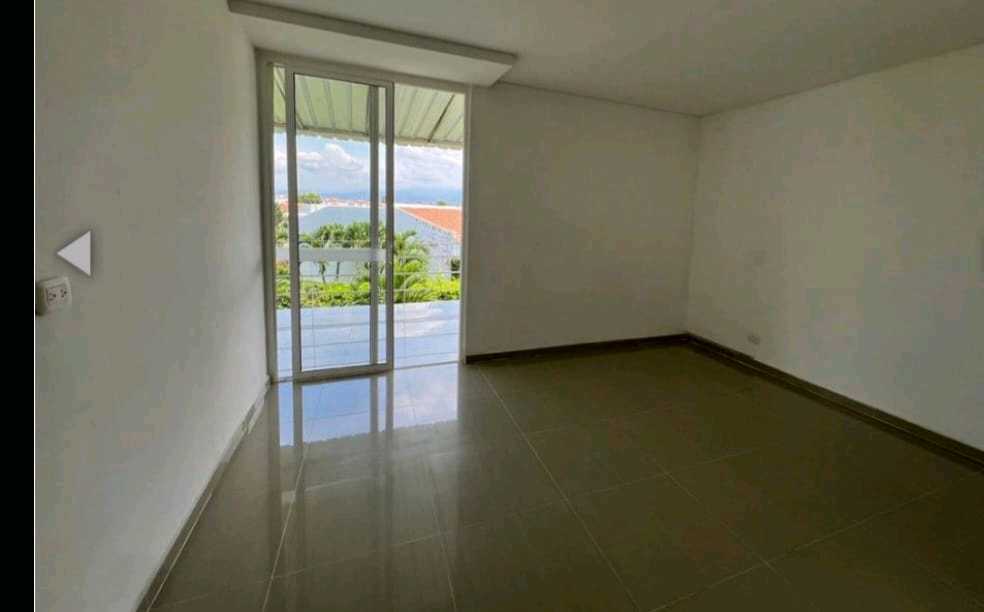 Venta casa el castillo Jamundí 4 habitaciones 350m2 CW8572913 AI