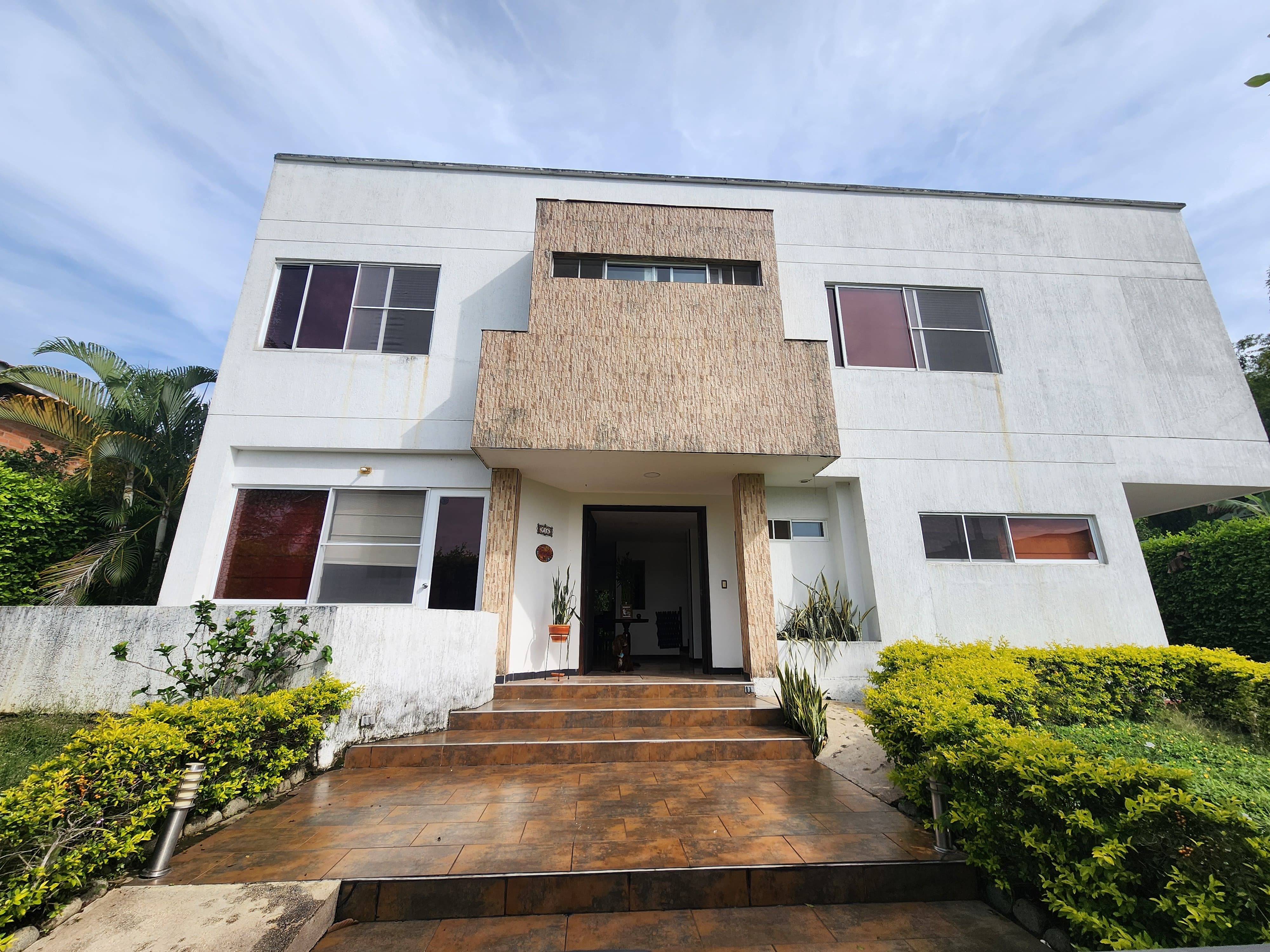 Vende casa en alfaguara Jamundí W8596822  AI