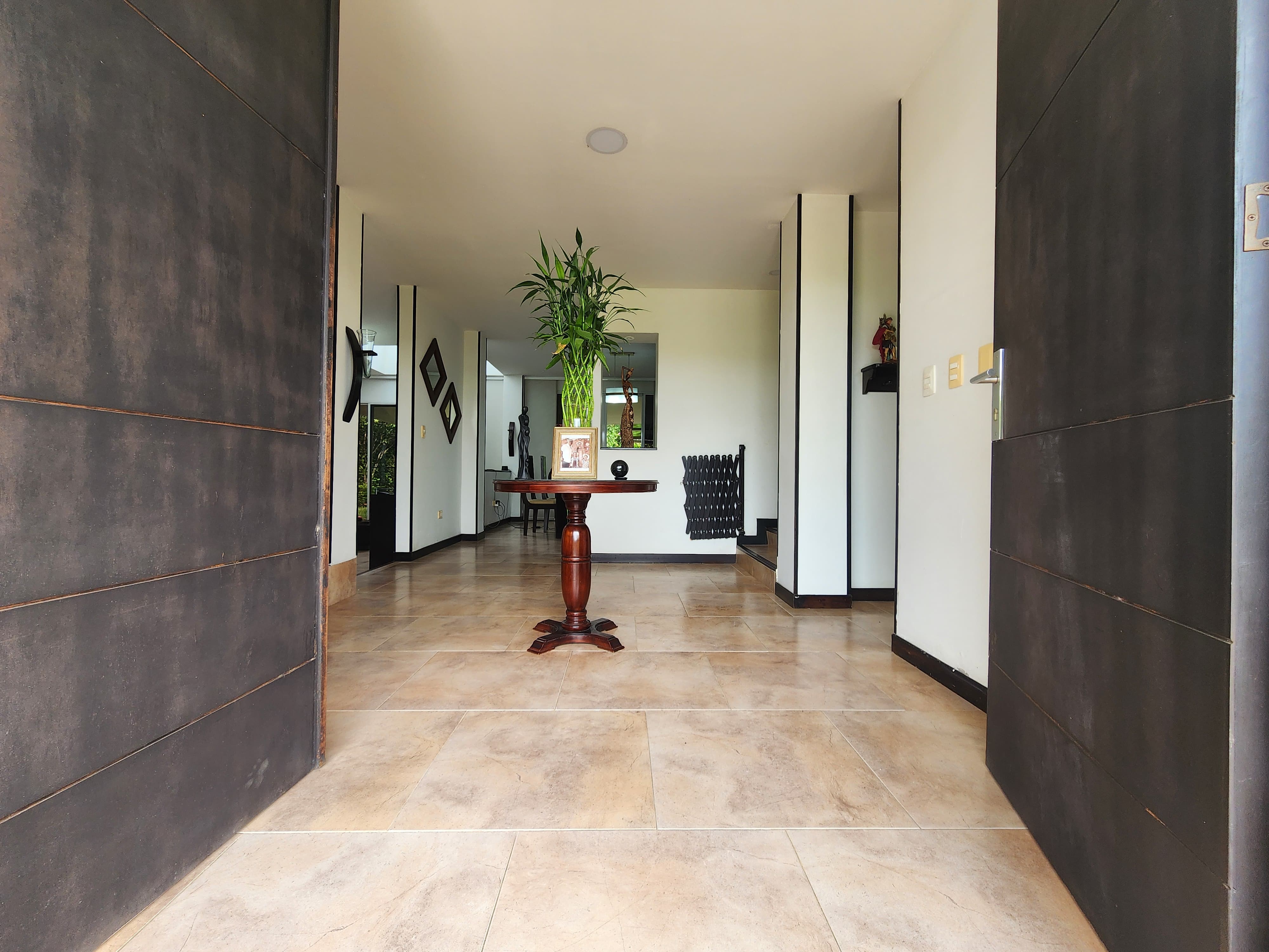 Vende casa en alfaguara Jamundí W8596822  AI