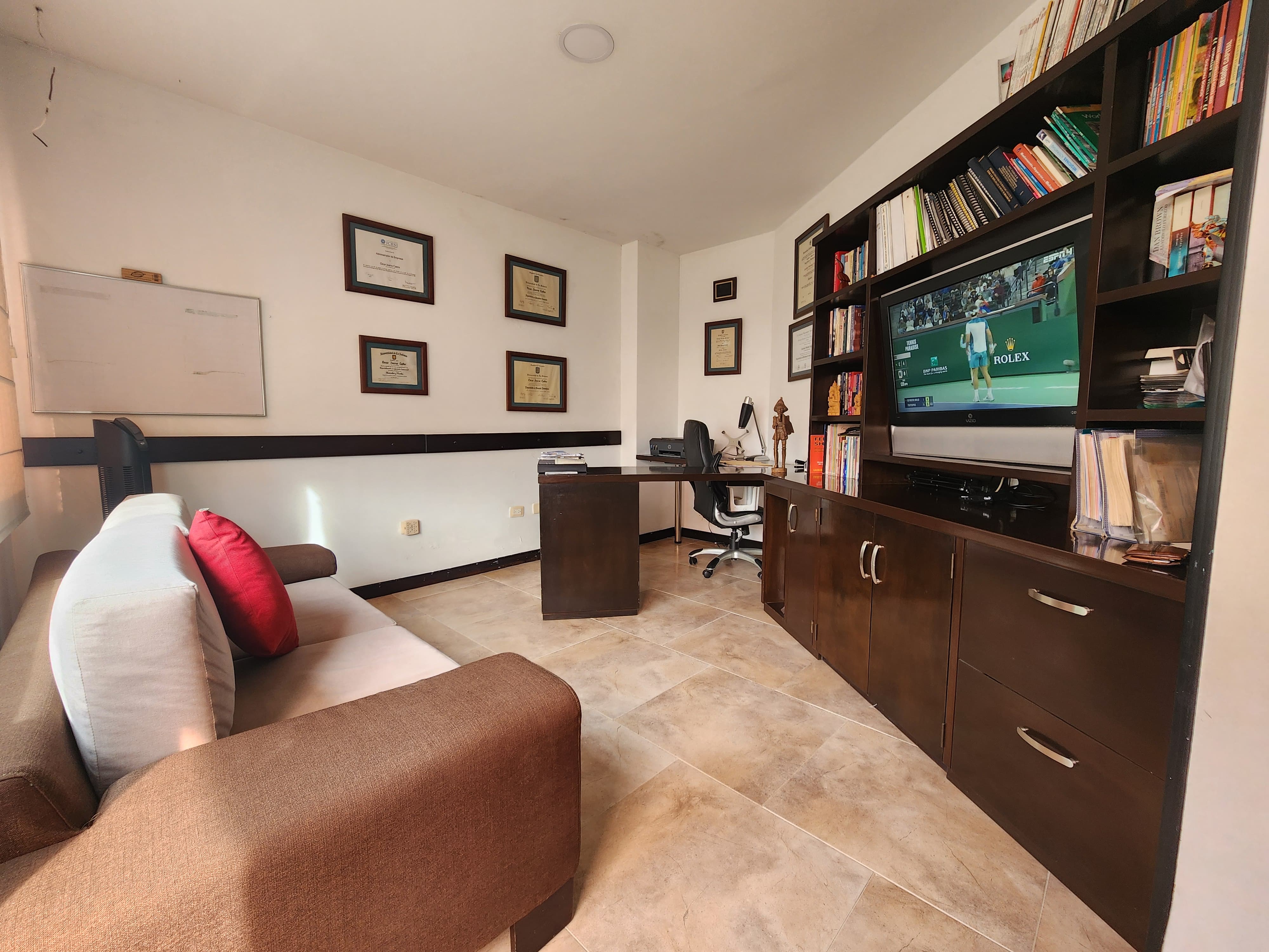 Vende casa en alfaguara Jamundí W8596822  AI