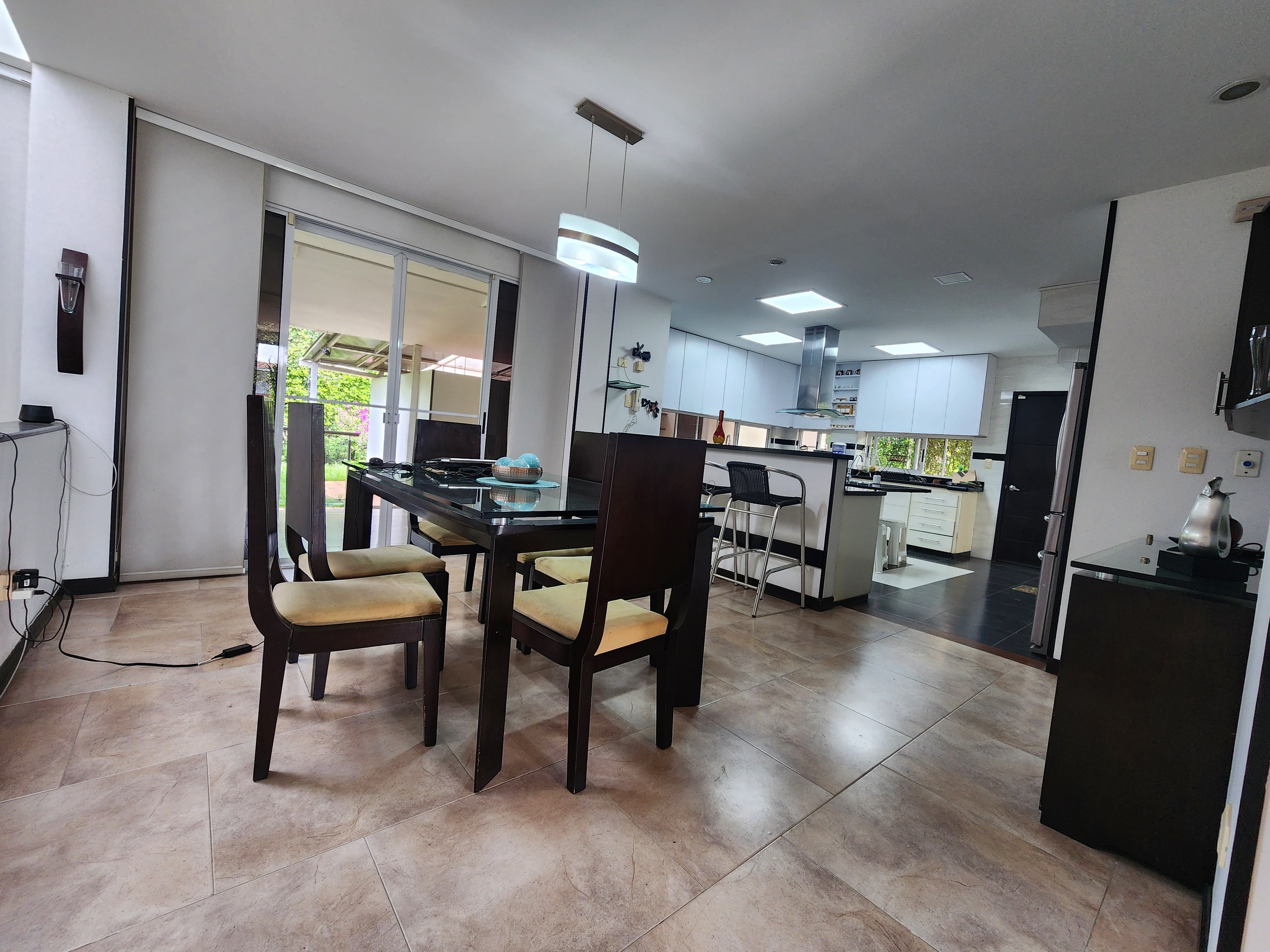 Vende casa en alfaguara Jamundí W8596822  AI