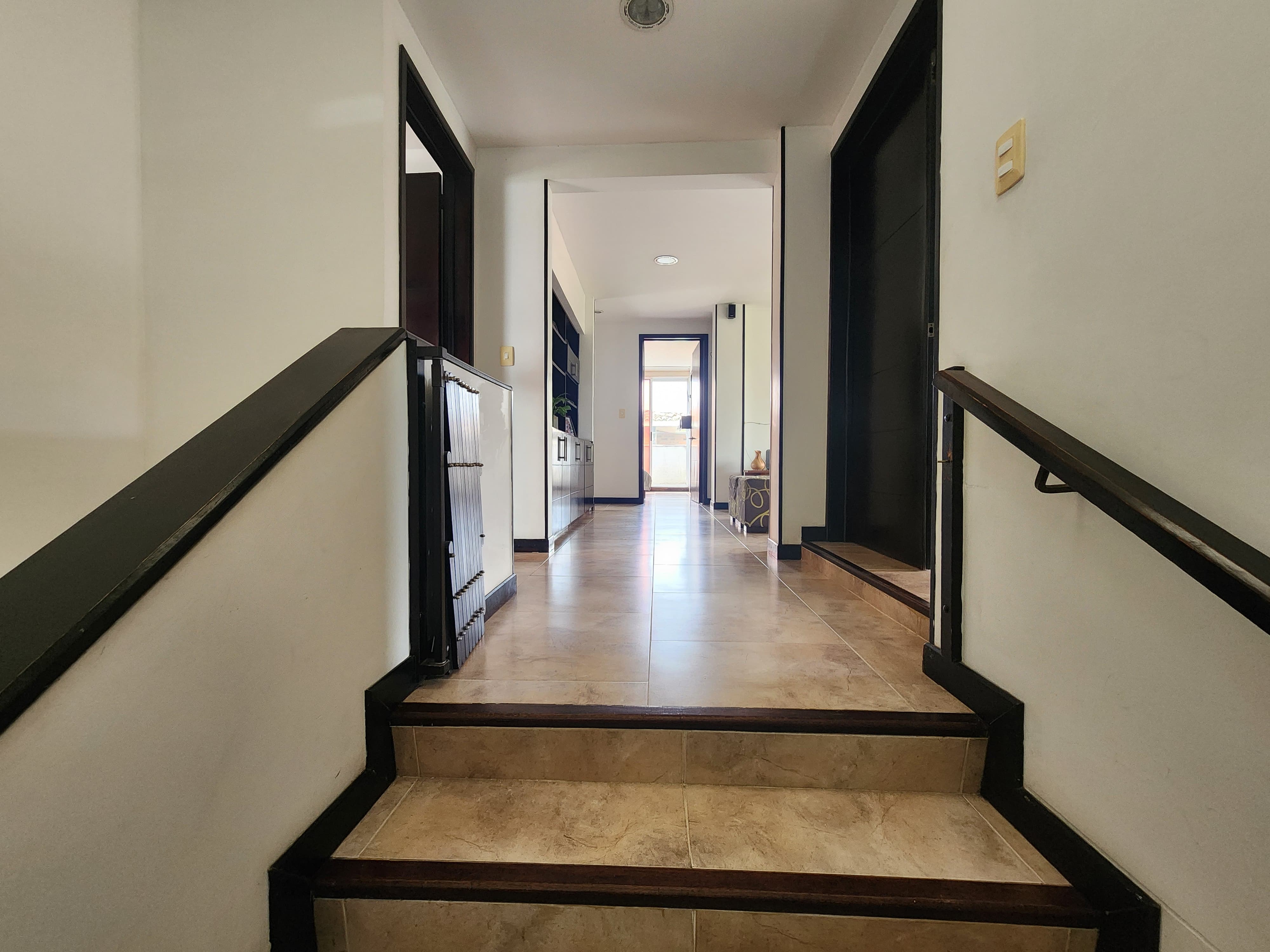 Vende casa en alfaguara Jamundí W8596822  AI