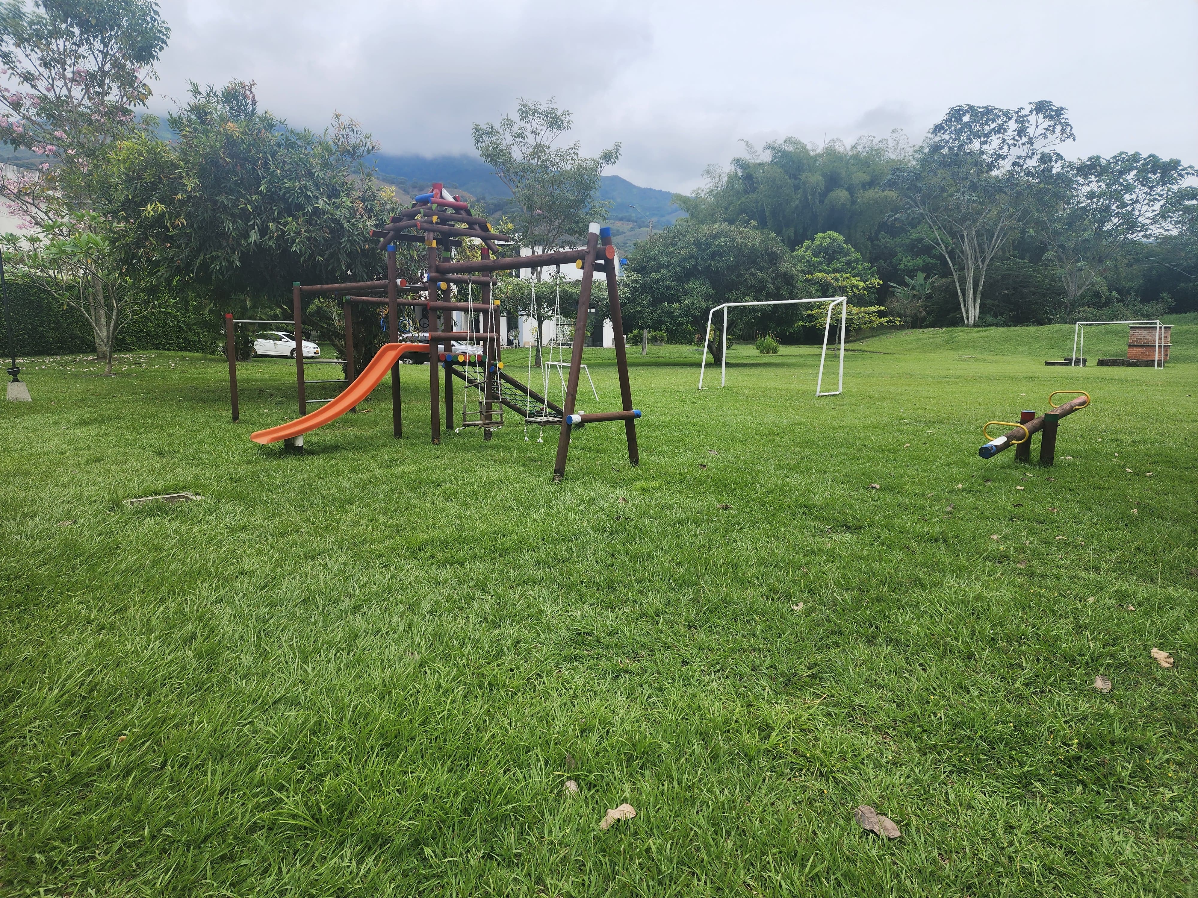 Vende casa en alfaguara Jamundí W8596822  AI