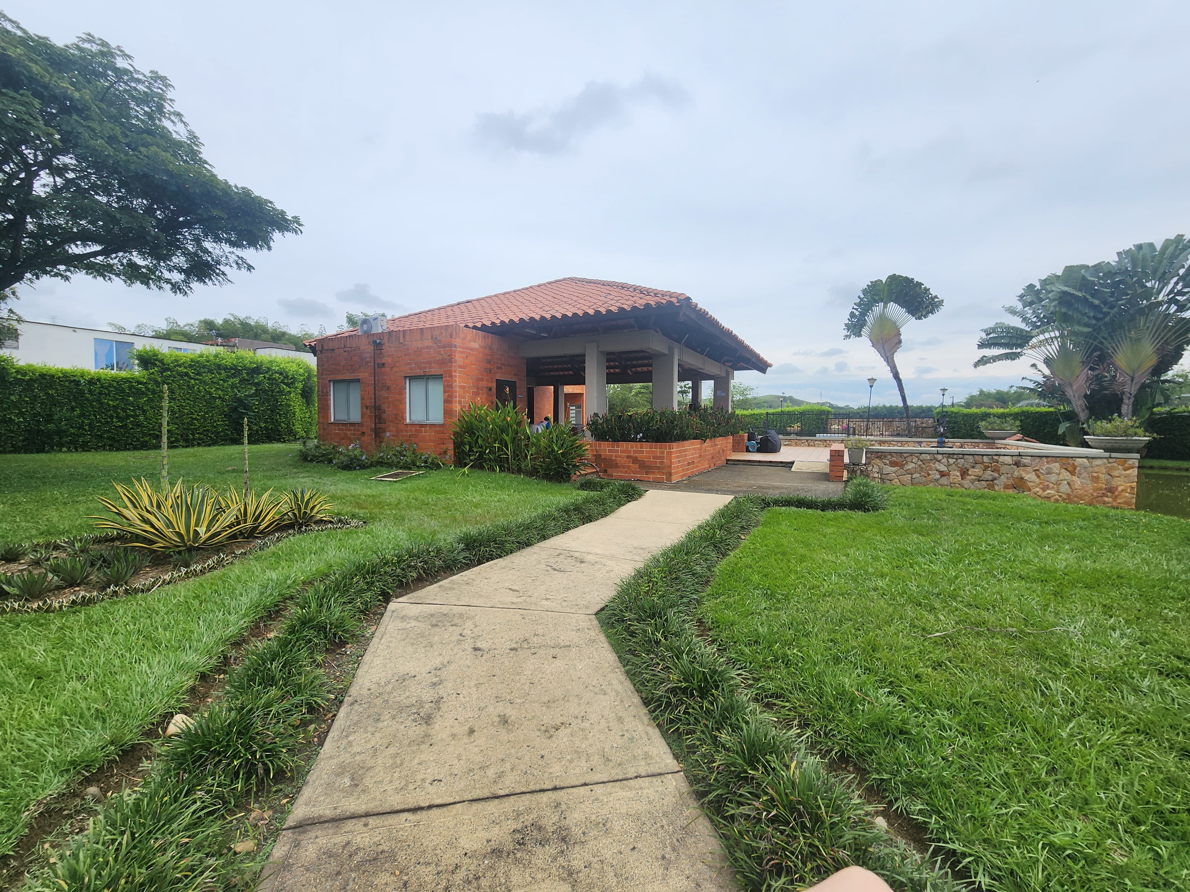 Vende casa en alfaguara Jamundí W8596822  AI