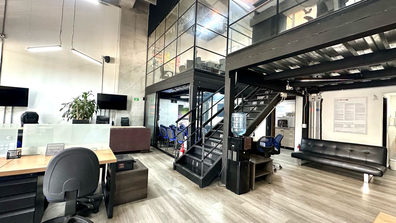 Exclusivos Locales Comerciales El Poblado, Medellín, Renta asegurada.