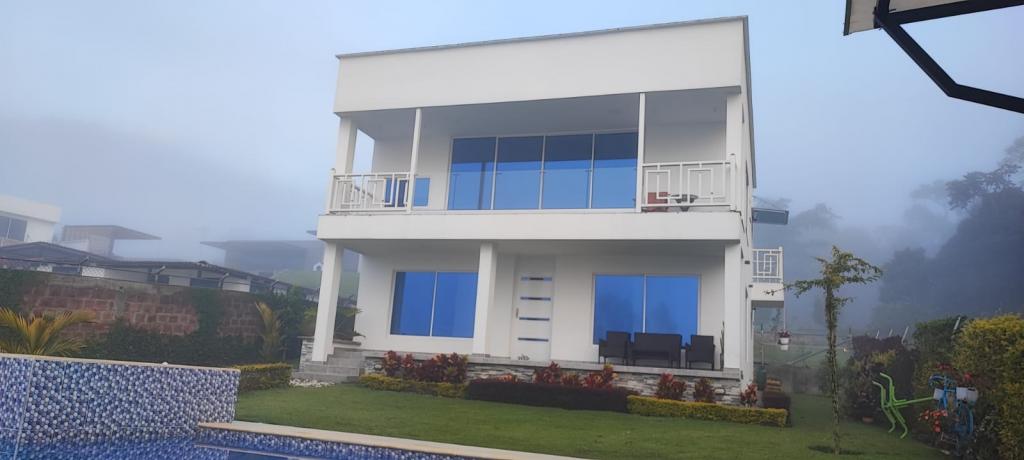 Casa campestre en Vender en Calima