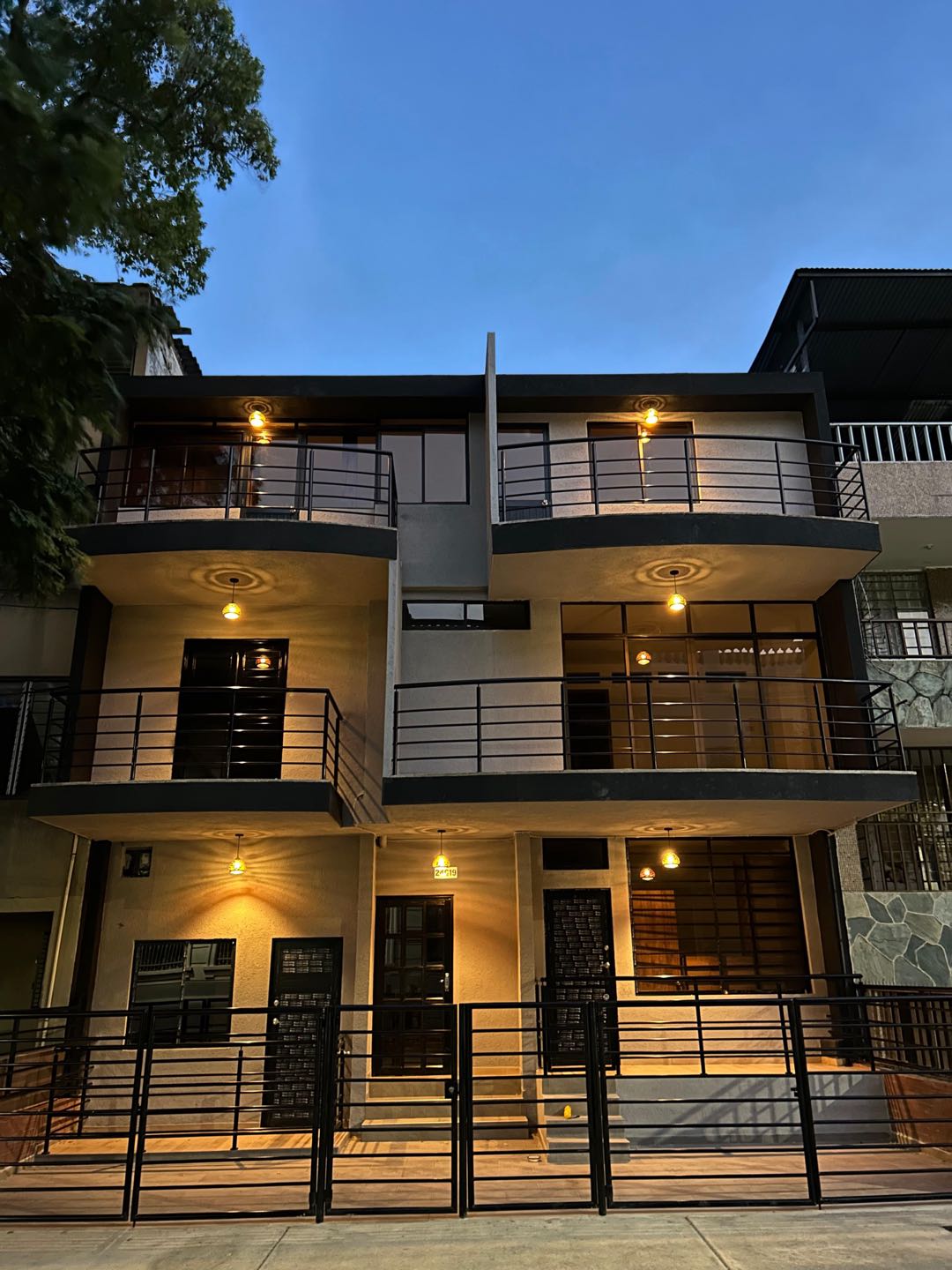 VENDO EDIFICIO EN SAN FERNANDO VIEJO 16 APARTAESTUDIOS 544M2