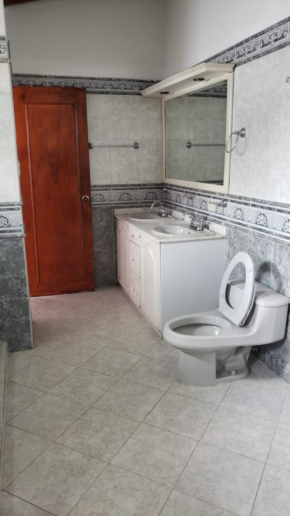 Arriendo casa cerca de  chipichape - Cali