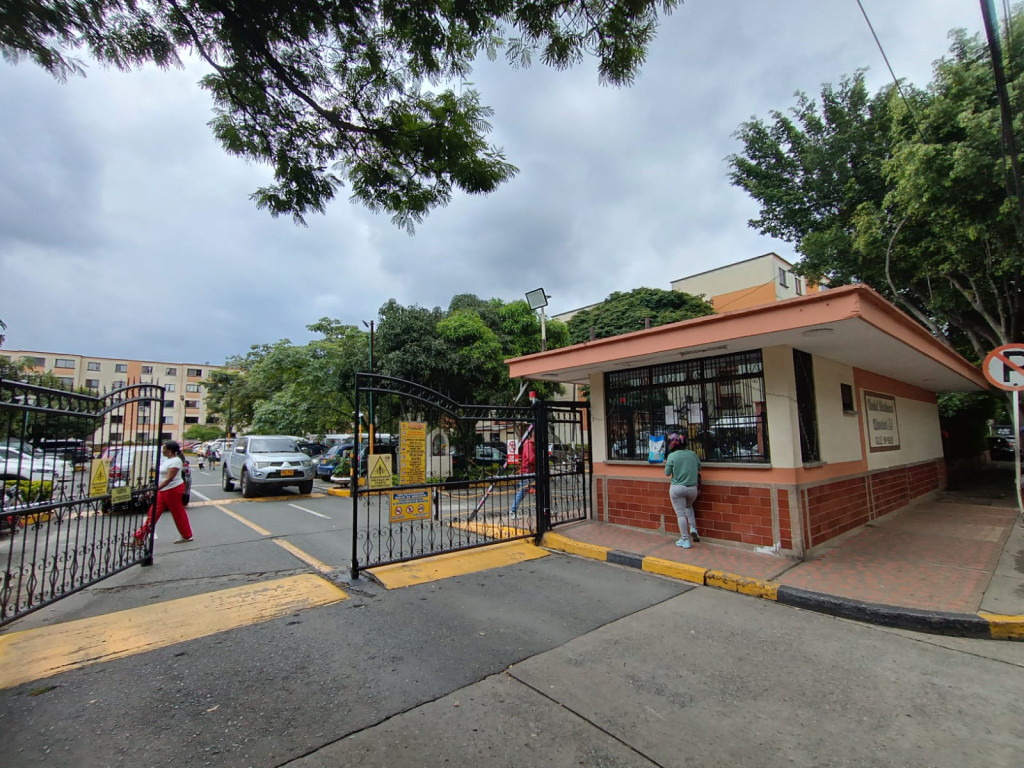 Vendo apartamento Cañaverales
