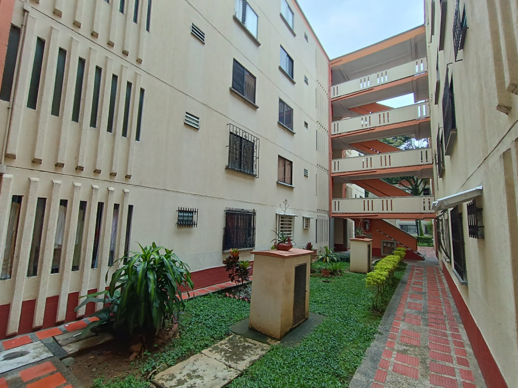 Vendo apartamento Cañaverales
