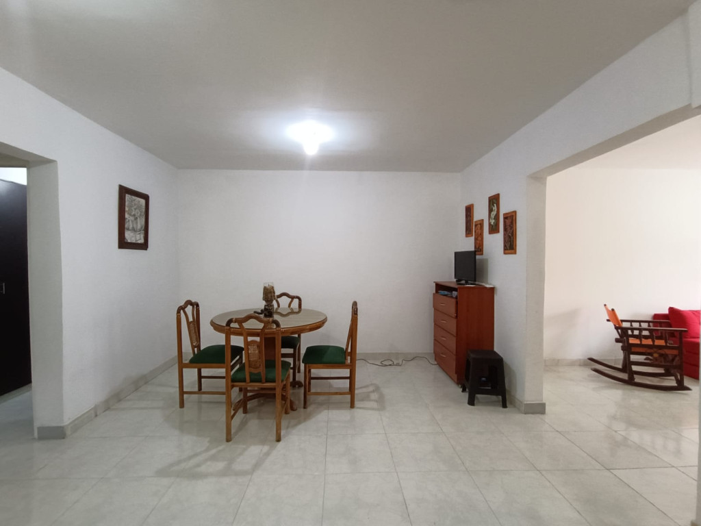 CASA EN VENTA PARA INVERSION AL NORTE DE CALI BARRIO PRADOS DEL NORTE