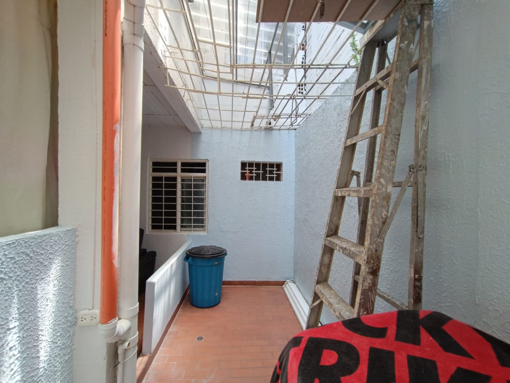 CASA EN VENTA PARA INVERSION AL NORTE DE CALI BARRIO PRADOS DEL NORTE