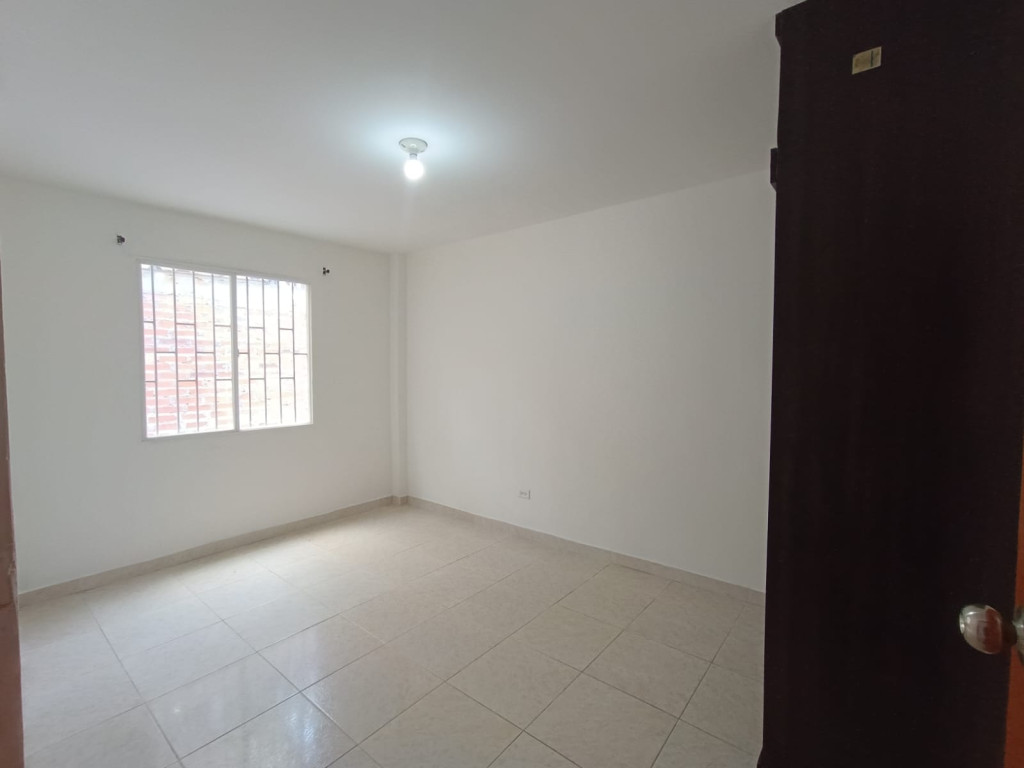 CASA EN VENTA PARA INVERSION AL NORTE DE CALI BARRIO PRADOS DEL NORTE