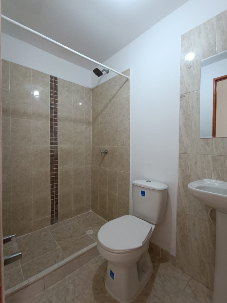 CASA EN VENTA PARA INVERSION AL NORTE DE CALI BARRIO PRADOS DEL NORTE