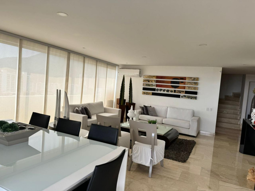 Vendo Pent- House en la Flora