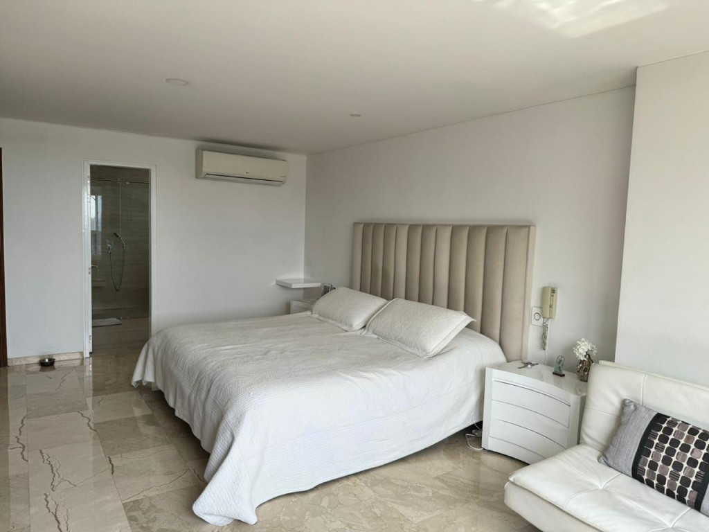 Vendo Pent- House en la Flora