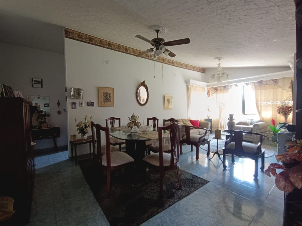 Vendo apartamento Capri