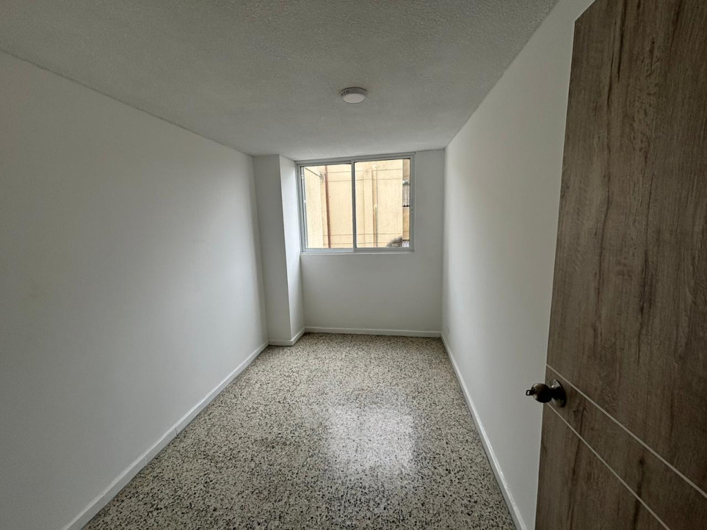 APARTAMENTO EN ARRIENDO AL OESTE CALI EDIFICIO ANDALUCÍA