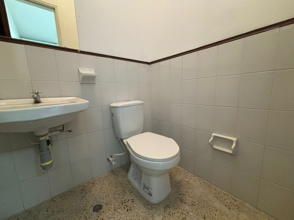 Arriendo local comercial en centro comercial la Fontana