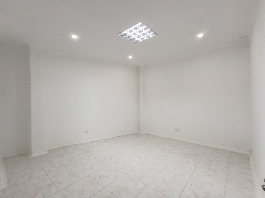 Arriendo oficina en san fernando