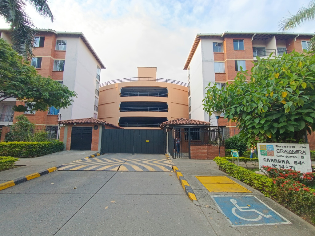 Vendo apartamento en el limonar