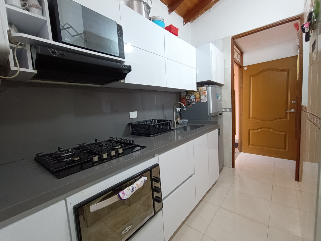 Vendo apartamento en el limonar