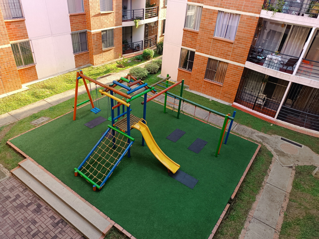 Vendo apartamento en el limonar