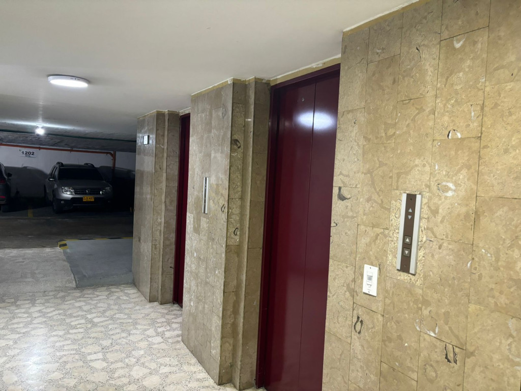 Vendo apartamento en  Versalles