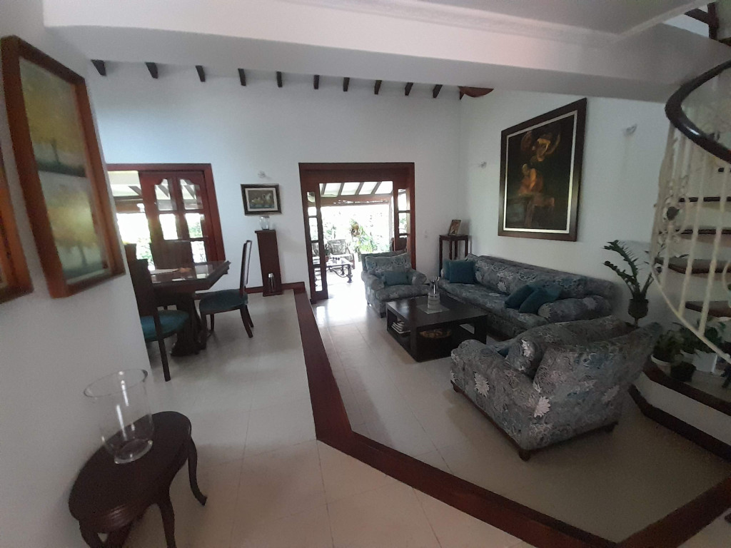 Vendo casa en Pance