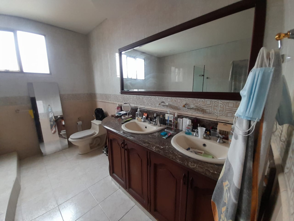 Vendo casa  en ciudad jardin