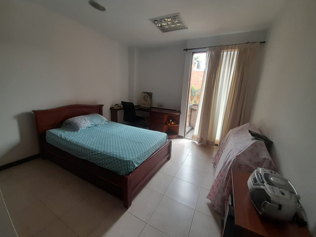 Vendo casa  en ciudad jardin