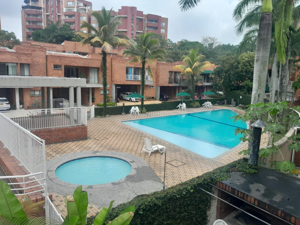 Vendo casa  en ciudad jardin
