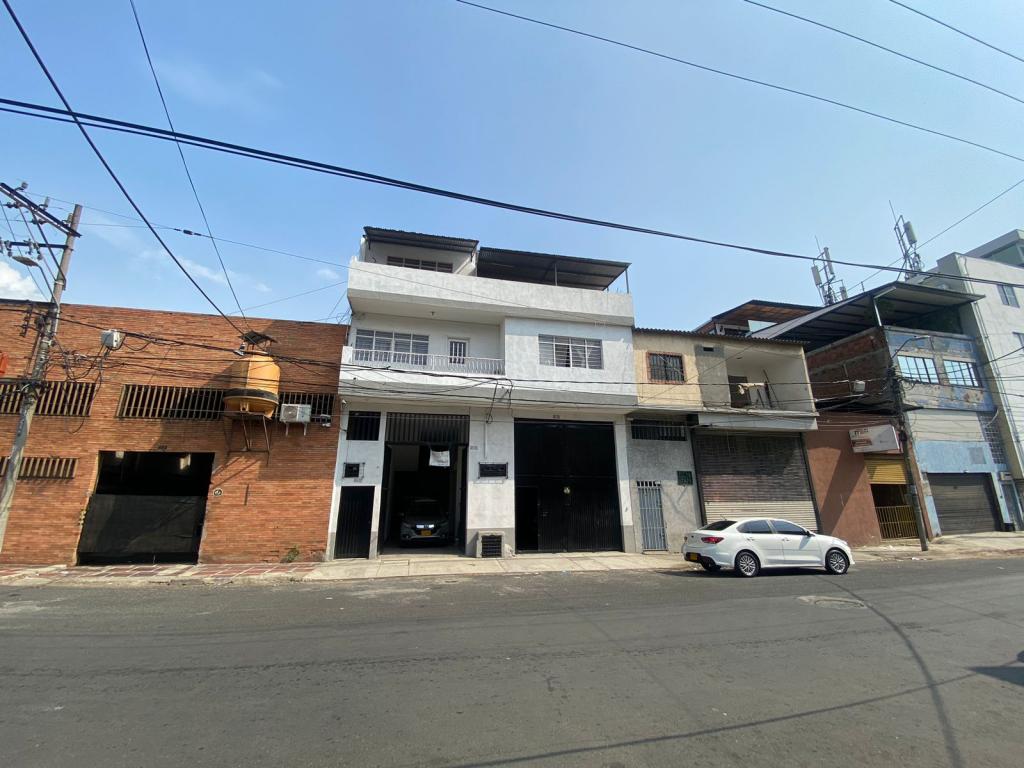 Vendo Bodega en barrio obrero