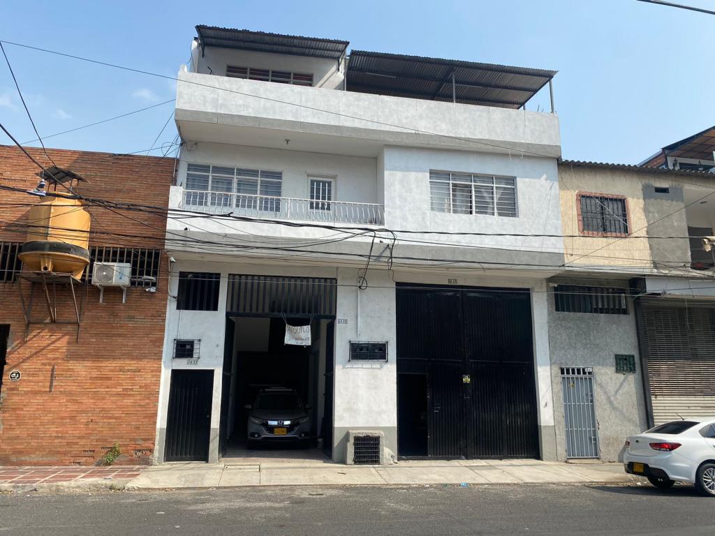 Vendo Bodega en barrio obrero