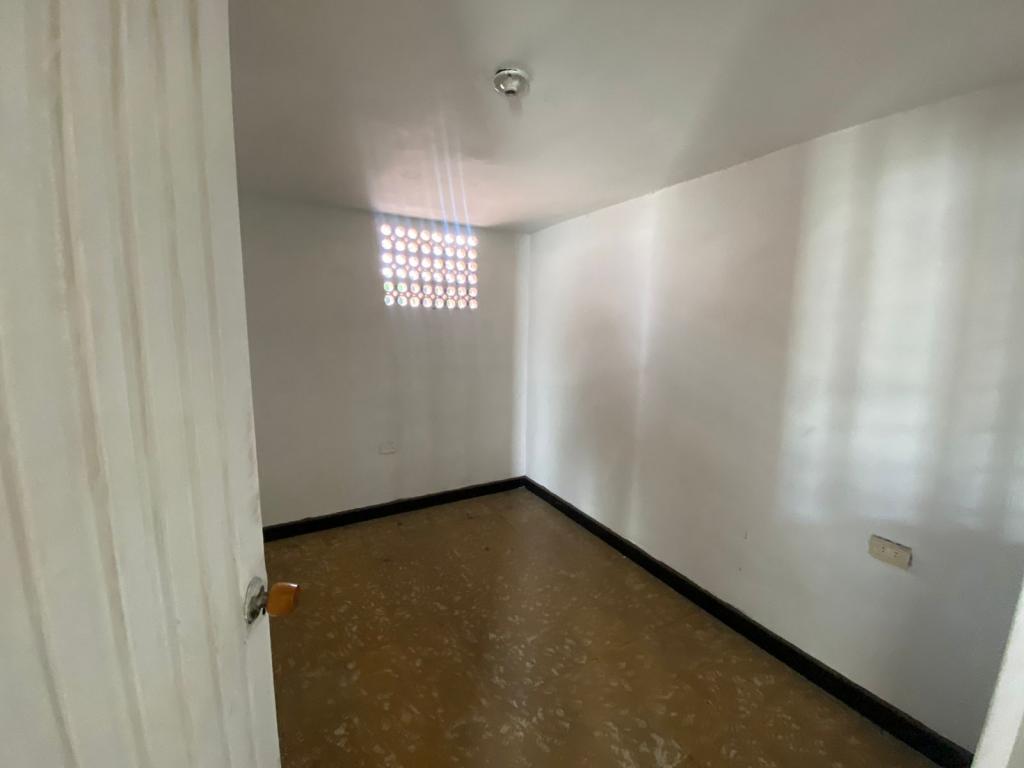 Vendo Bodega en barrio obrero