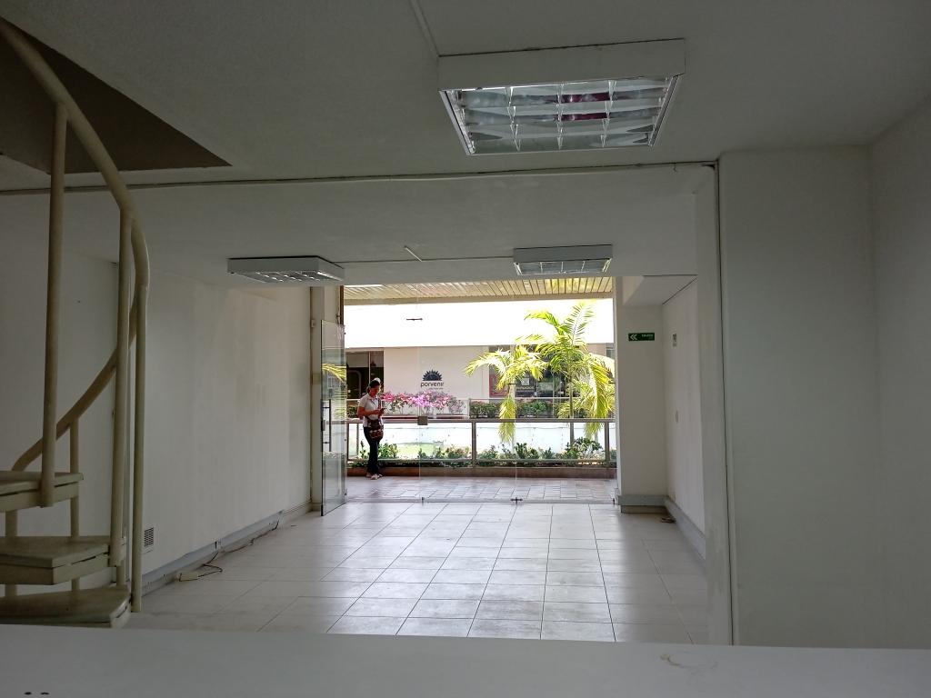 Vendo local comercial