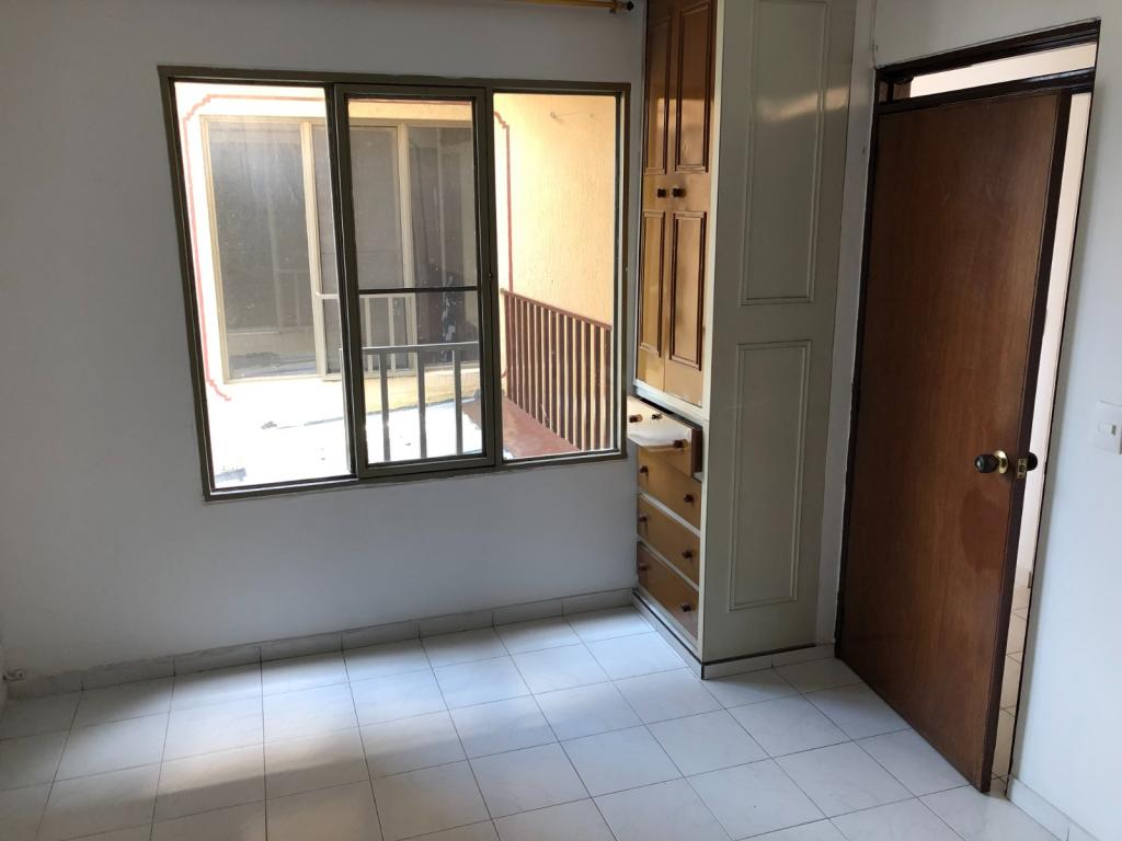 VENDO CASA BARRIO LAS GRANJAS-CALI