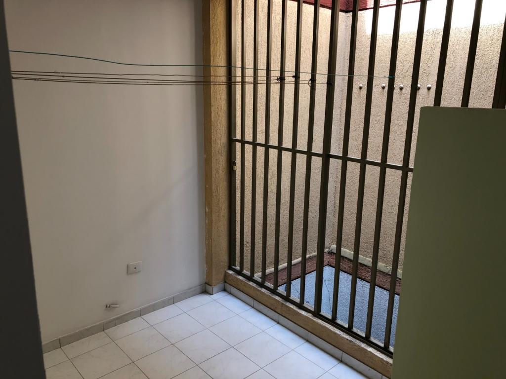 VENDO CASA BARRIO LAS GRANJAS-CALI