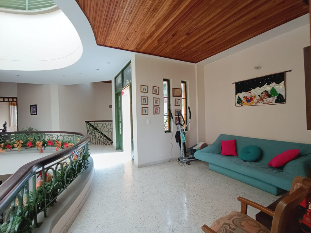 VENDO CASA EN BELLA SUIZA - CALI