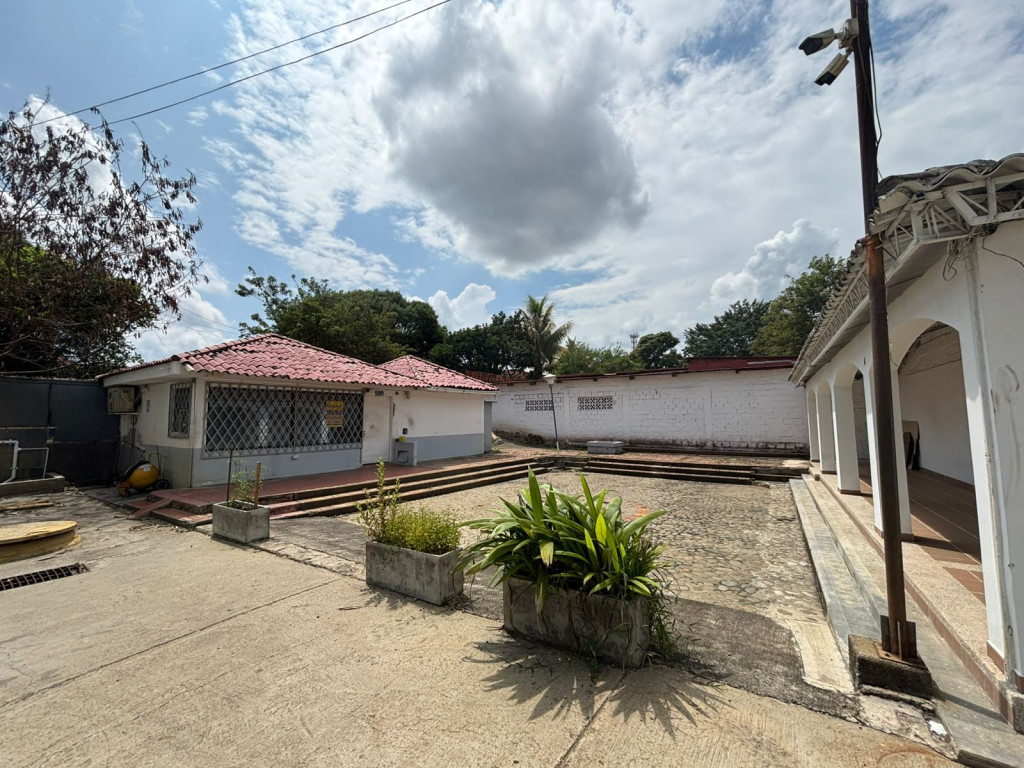 LOCAL EN ARRIENDO EN JAMUNDÍ COTTOLENGO