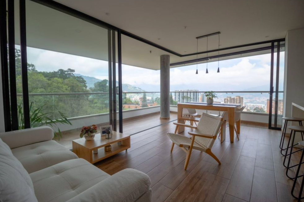 Venta apartamento Loma del Escobero Envigado
