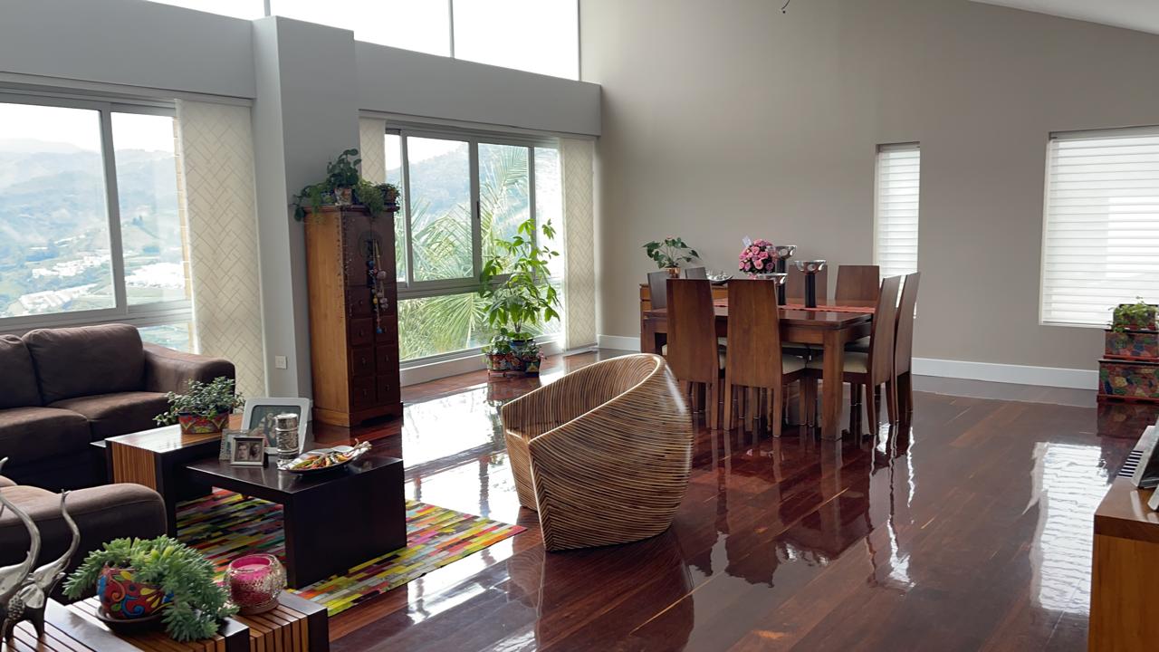 Venta Casa Campestre las Margaritas Palestina Caldas