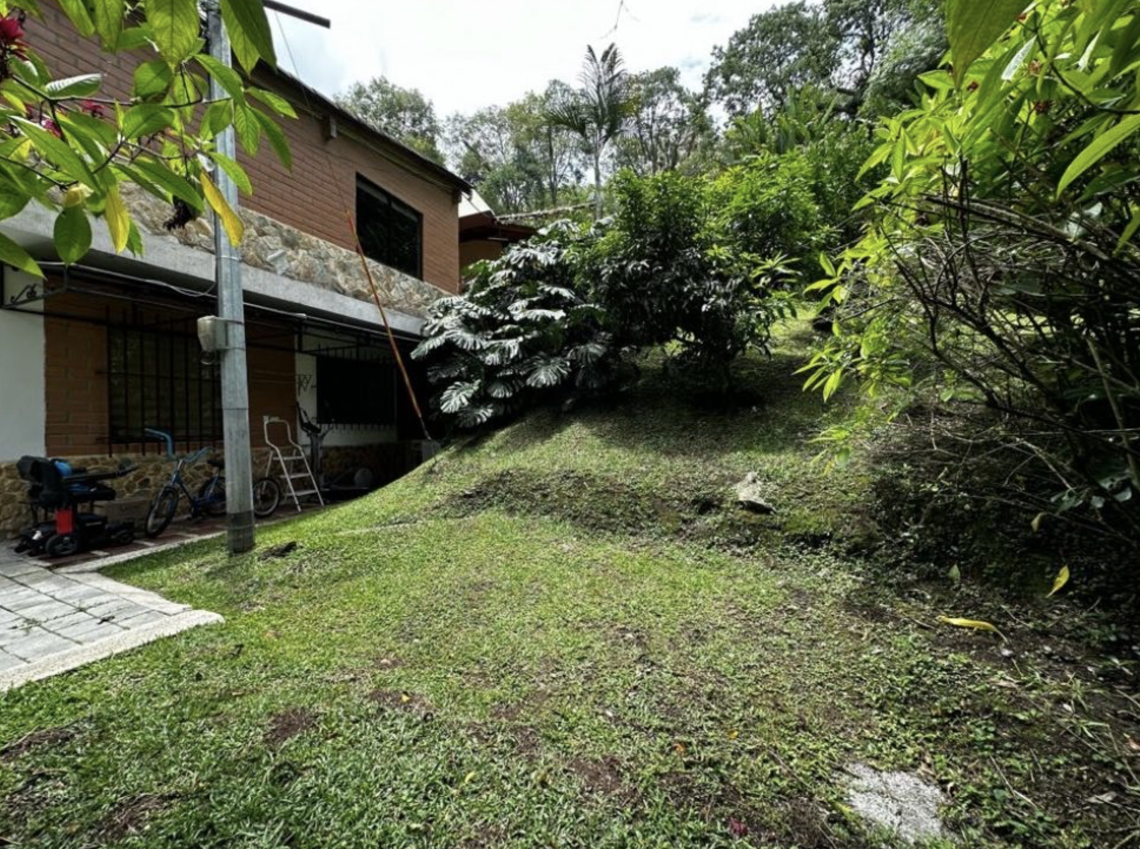 venta casa con potencial comercial los balsos Medellin 