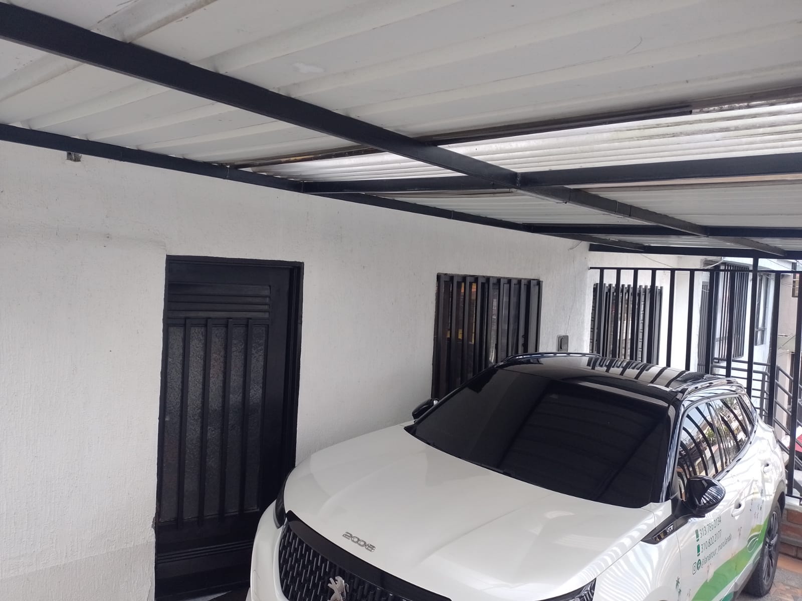 Venta Casa con Renta en Peralonso