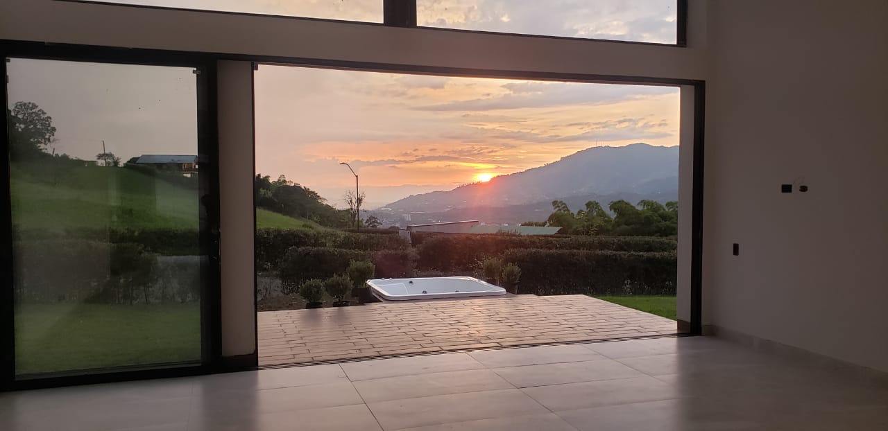 Venta de Casa Campestre Santa Rosa