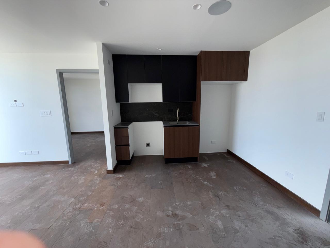 Edificio Arath Zona 10 Apartamento en Venta  - Miniatura 6