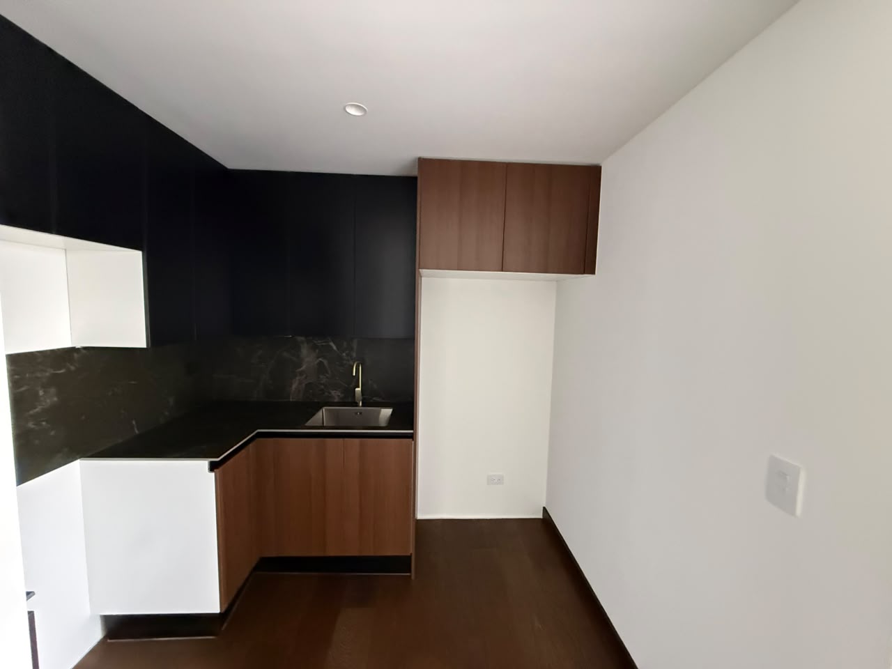 ATARAH ZONA 10 NUEVO APARTAMENTO RENTA - 2 HABITACIONES - Miniatura 8