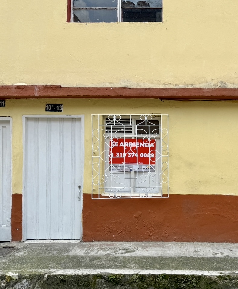 APARTAESTUDIO EN RENTA 