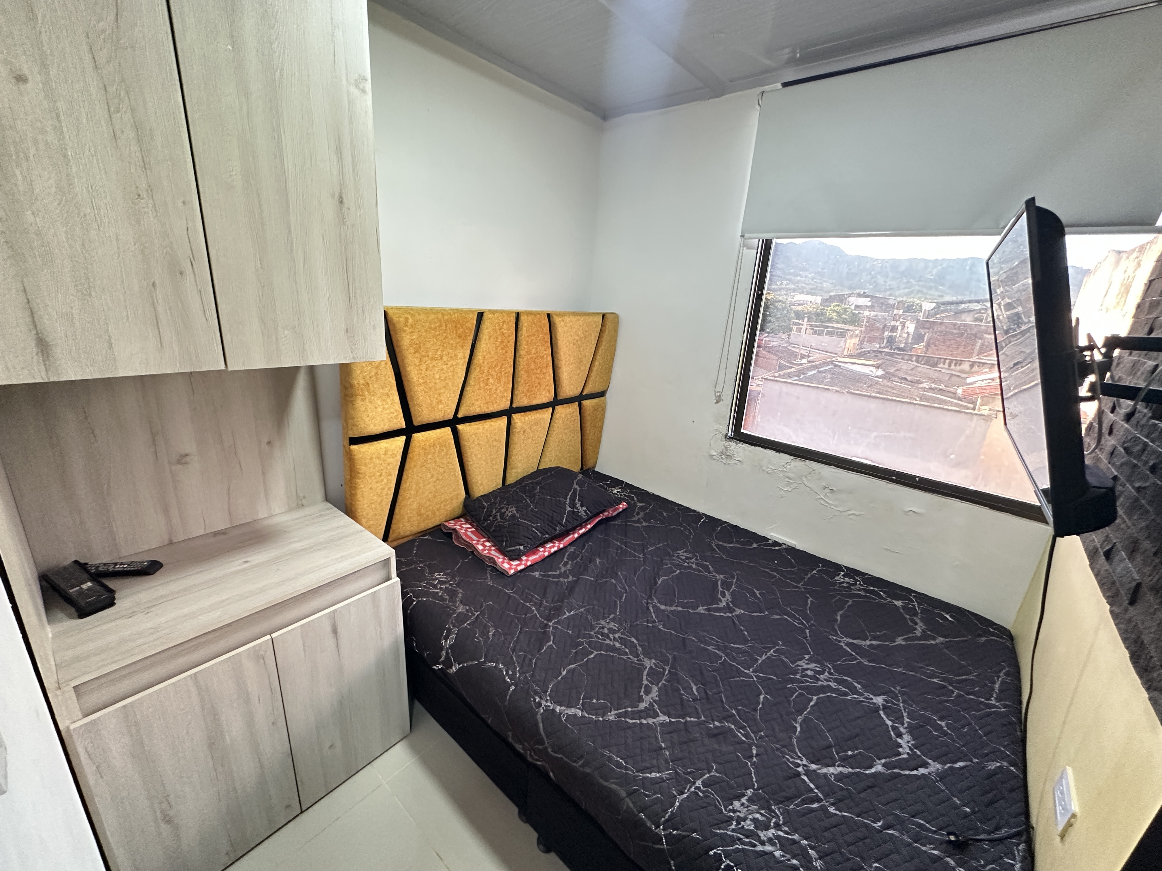 APARTAESTUDIO AMOBLADO