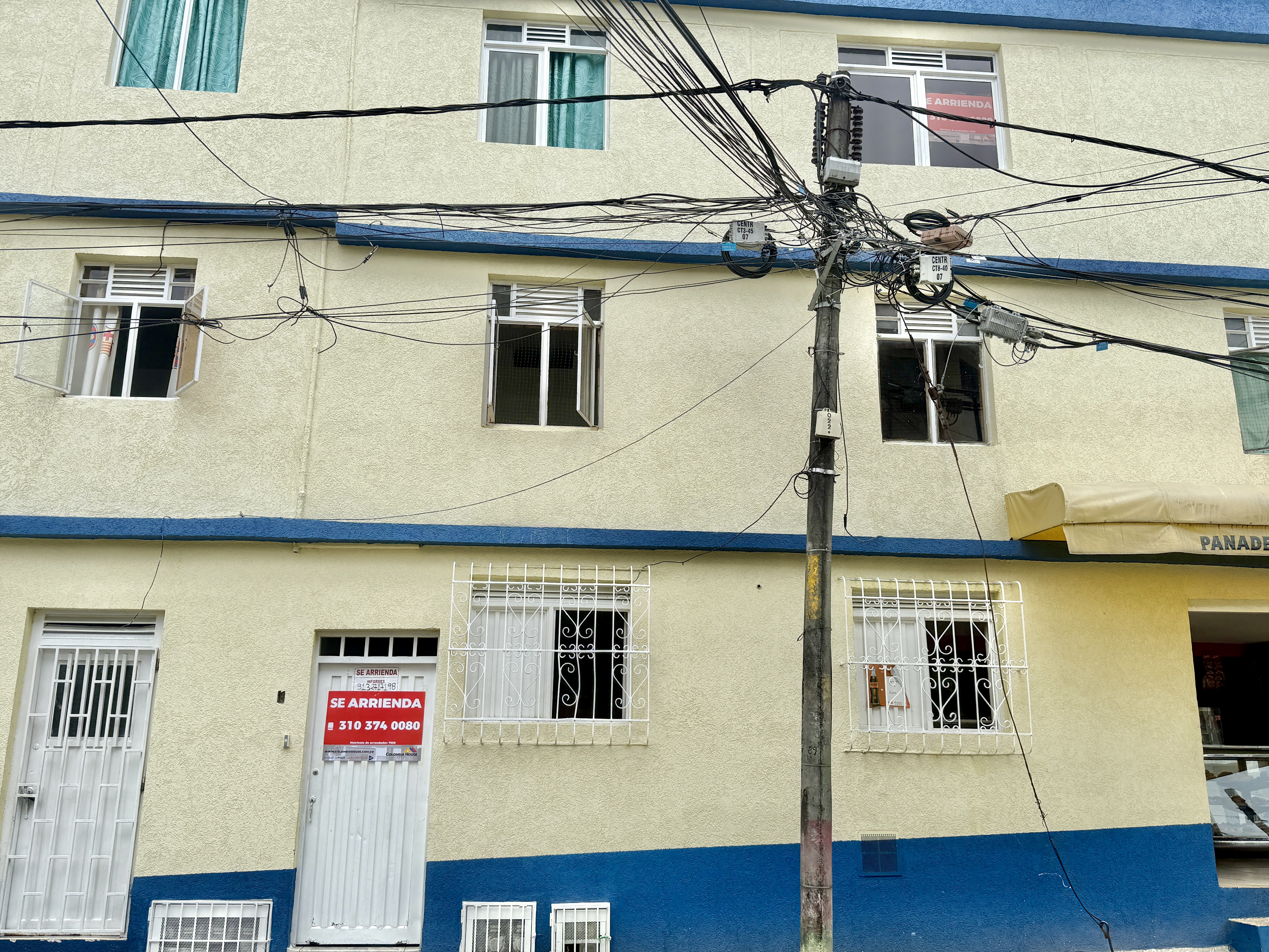 RENTA  APARTAMENTO EN LA VICTORIA.